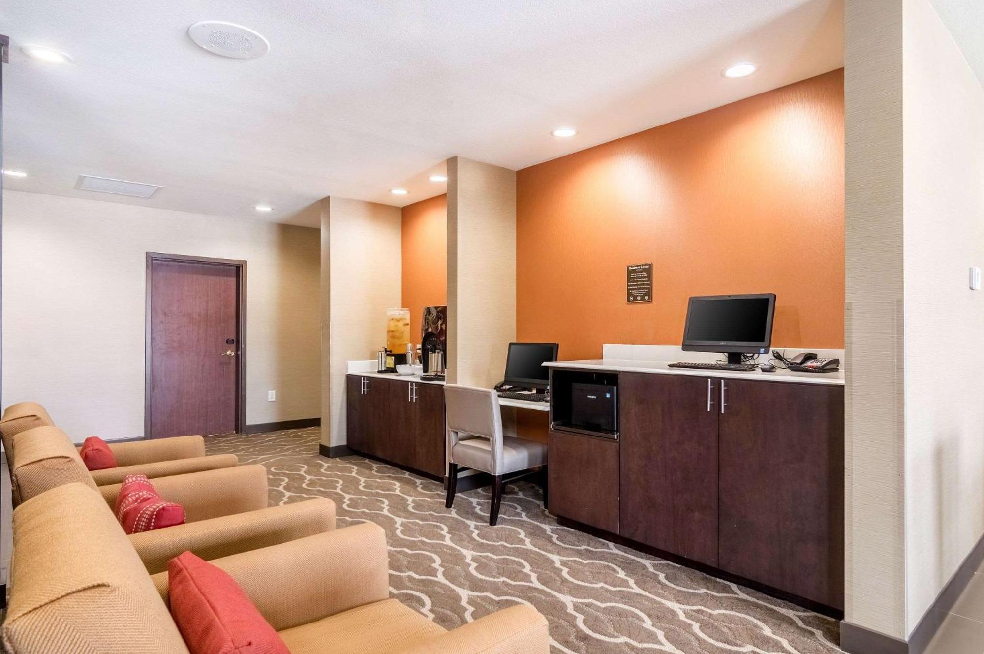 Comfort Suites Meridian And I-40 Oklahoma City Zewnętrze zdjęcie